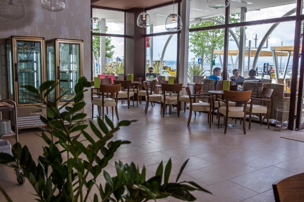 Hotel International Crikvenica Esterno foto