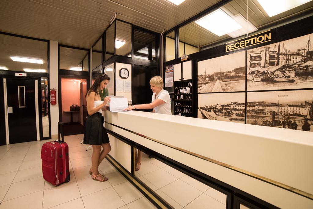 Hotel International Crikvenica Esterno foto